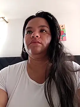 Snapshot of Julieta-tits chatting on May 2026 04:45:02 PM Julieta-tits online show from May 2026 04:45:02 PM