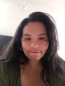 Julieta-tits online show from June 2026 07:07:01 PM