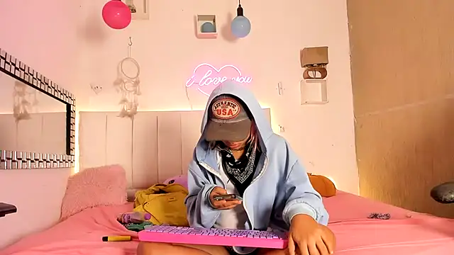 lilith horny online show from March 2026 09:35:01 AM
