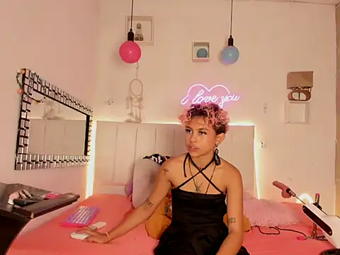 lilith horny online show from April 2026 07:07:02 PM