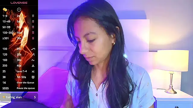 Snapshot of Tamaraakins chatting on September 2025 01:00:01 PM Tamaraakins online show from September 2025 01:00:01 PM