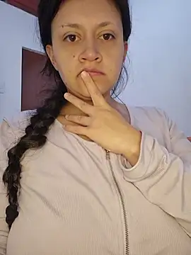 Snapshot of lombarlana-89 chatting on June 2026 02:28:01 PM lombarlana-89 online show from June 2026 02:28:01 PM