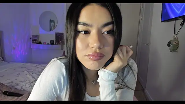 Shineel online show from October 2025 01:04:02 AM