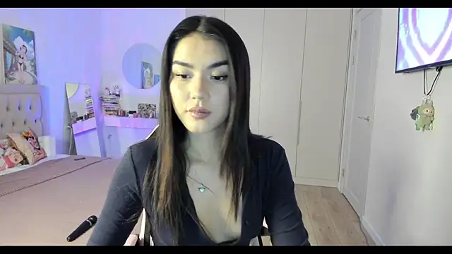 Shineel online show from October 2025 01:12:02 PM