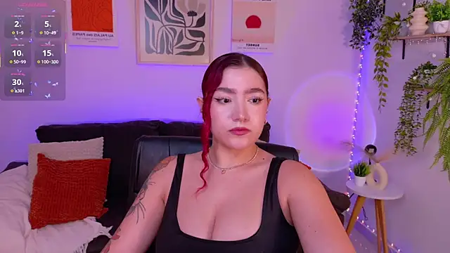 ViolettCastel online show from May 2026 10:53:02 PM