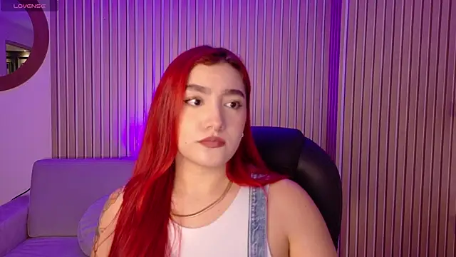 ViolettCastel online show from November 2025 07:06:02 PM