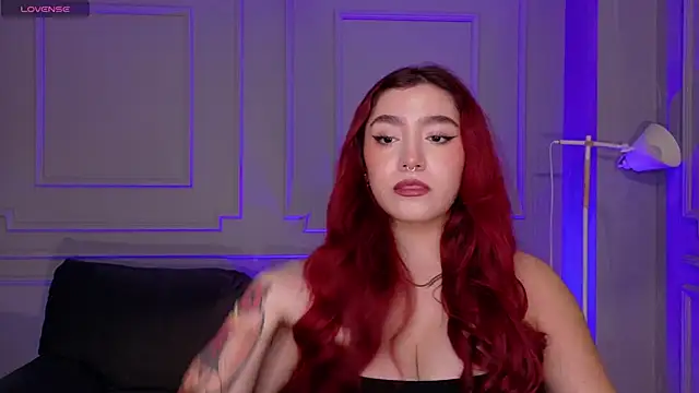 ViolettCastel online show from March 2026 06:12:01 PM