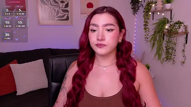 ViolettCastel online show from April 2026 07:48:01 PM