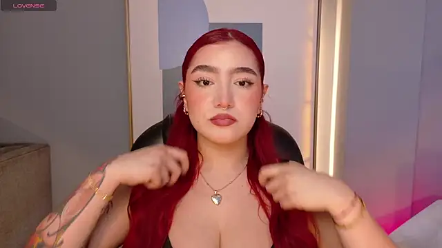 ViolettCastel online show from November 2025 07:40:01 PM