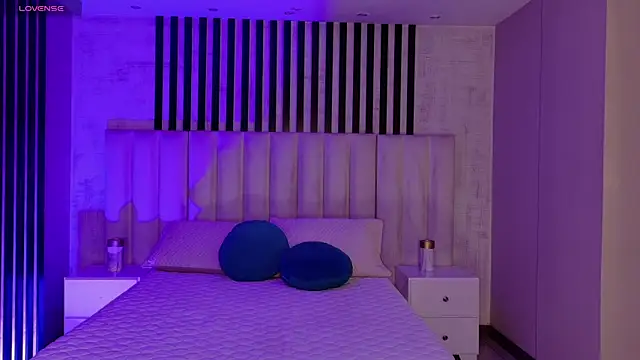 ViolettCastel online show from March 2026 07:07:02 PM