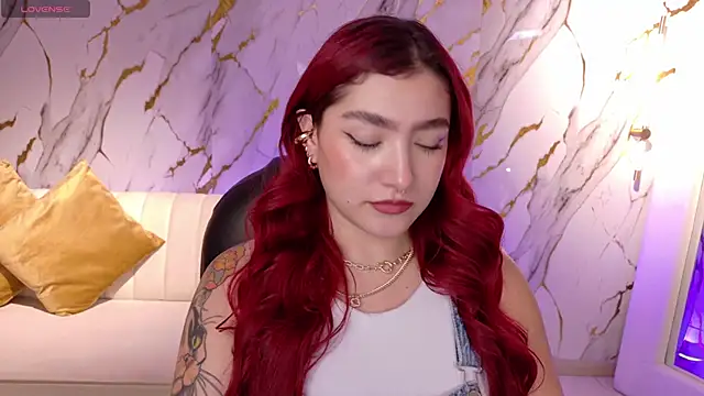 ViolettCastel online show from February 2026 07:11:01 PM