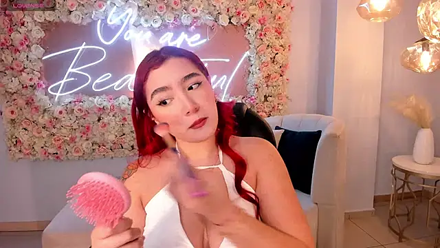 ViolettCastel online show from September 2025 05:40:02 PM