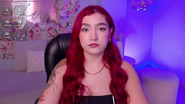 ViolettCastel online show from November 2025 07:14:02 PM