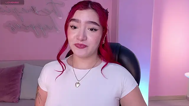 ViolettCastel online show from December 2025 07:01:01 PM