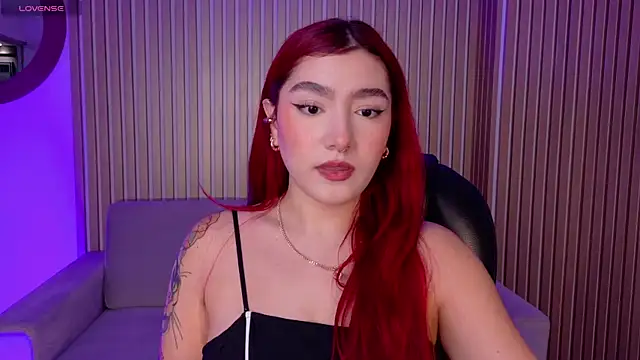 ViolettCastel online show from January 2026 04:36:02 PM