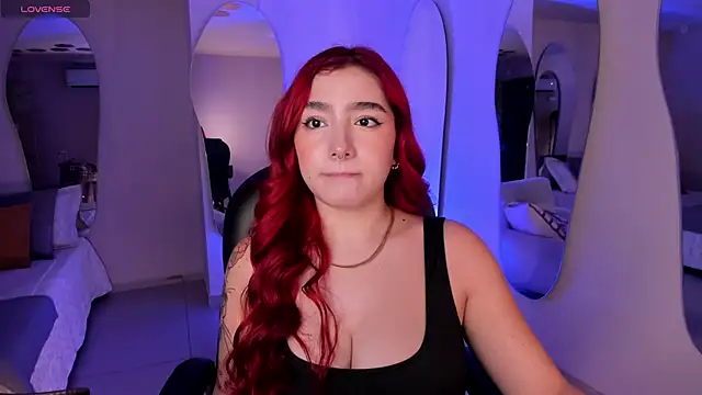 ViolettCastel online show from October 2025 06:33:01 PM