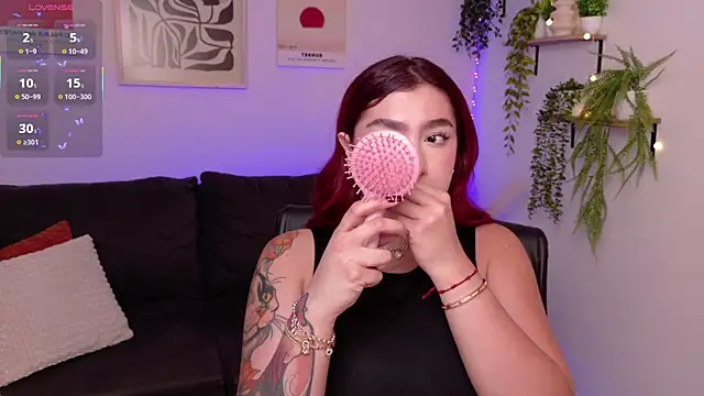 ViolettCastel online show from April 2026 09:43:02 PM