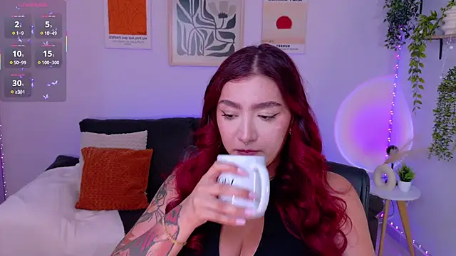 ViolettCastel online show from June 2026 08:19:01 PM