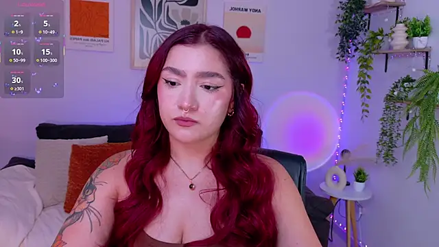 ViolettCastel online show from June 2026 06:13:02 PM