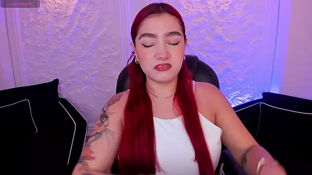 ViolettCastel online show from October 2025 07:04:02 PM