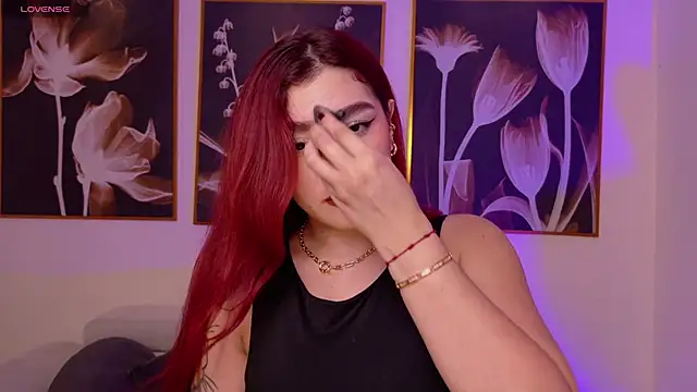 ViolettCastel online show from March 2026 07:32:02 PM