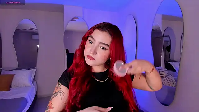 ViolettCastel online show from October 2025 07:02:02 PM