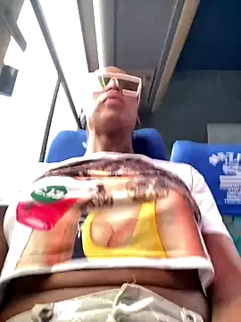 sweetsarabig22cm online show from November 2025 05:50:01 PM