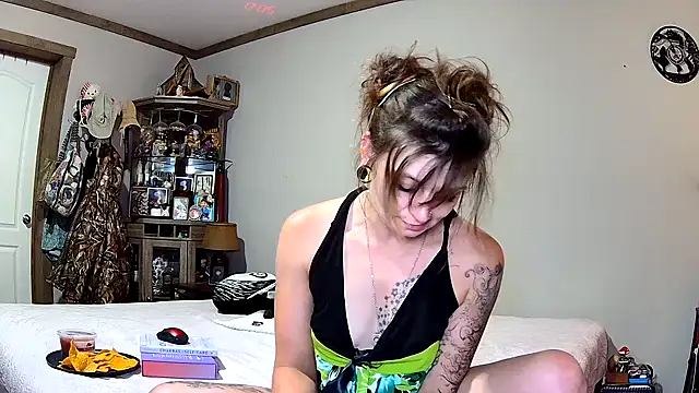 ZeelaXoXo online show from April 2026 05:04:01 AM