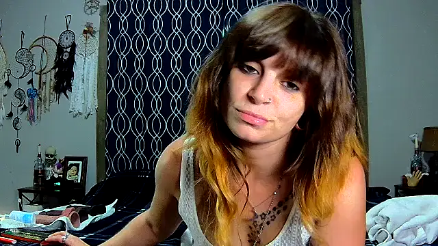 Snapshot of ZeelaXoXo chatting on October 2025 04:46:01 AM ZeelaXoXo online show from October 2025 04:46:01 AM