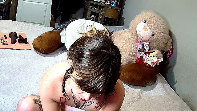 Snapshot of ZeelaXoXo chatting on February 2026 05:41:01 AM ZeelaXoXo online show from February 2026 05:41:01 AM