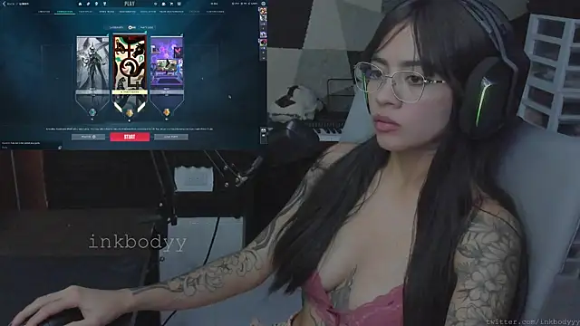 Snapshot of INKbodyy chatting on March 2025 01:46:01 AM INKbodyy online show from March 2025 01:46:01 AM