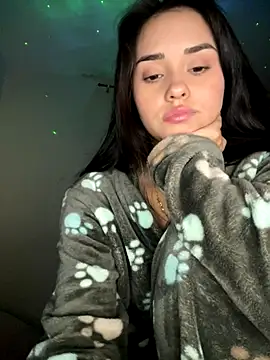 Kimmymadison- online show from October 2025 03:33:02 AM