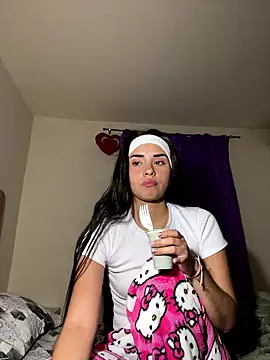 Kimmymadison- online show from January 2026 04:49:02 AM