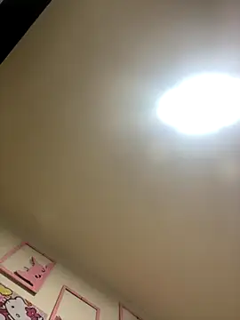 Kimmymadison- online show from December 2025 05:56:02 PM