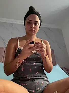 Kimmymadison- online show from July 2026 08:28:01 PM
