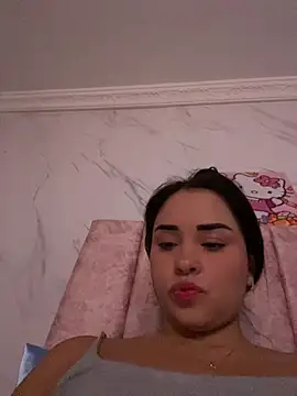 Kimmymadison- online show from April 2026 08:00:01 PM