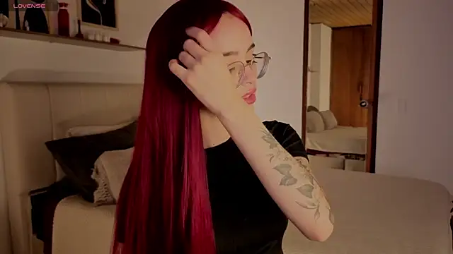 Roxxy mora online show from October 2025 10:10:01 PM