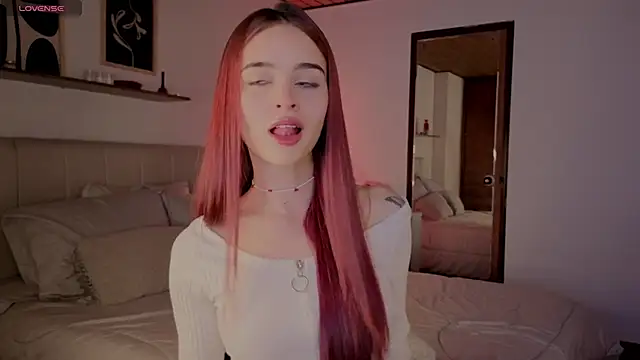 Roxxy mora online show from November 2025 10:10:01 PM