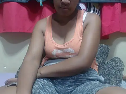 Linda sexy online show from February 2026 03:01:01 PM