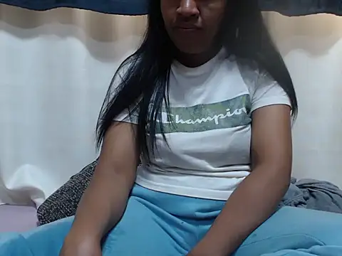 Snapshot of Linda_sexy chatting on June 2026 07:19:01 AM Linda sexy online show from June 2026 07:19:01 AM