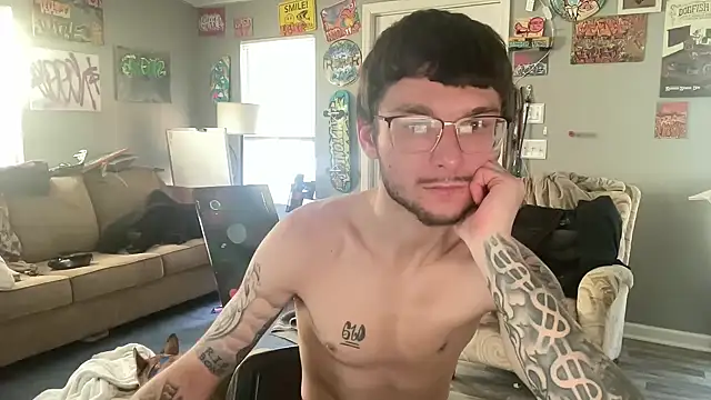 Snapshot of hungkubenski chatting on January 2026 08:04:01 PM hungkubenski online show from January 2026 08:04:01 PM