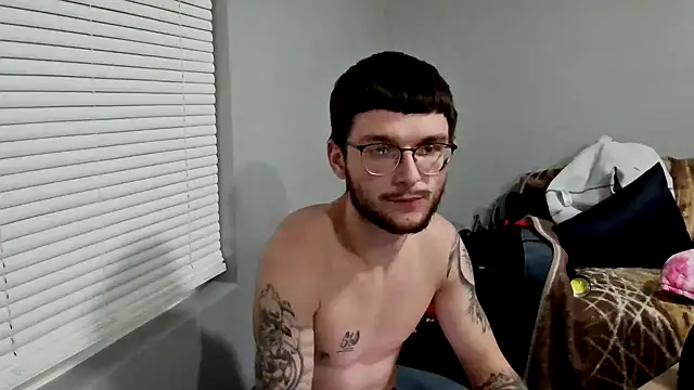 hungkubenski online show from December 2025 02:12:02 AM