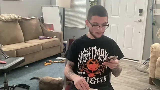 Snapshot of hungkubenski chatting on January 2026 05:55:02 AM hungkubenski online show from January 2026 05:55:02 AM