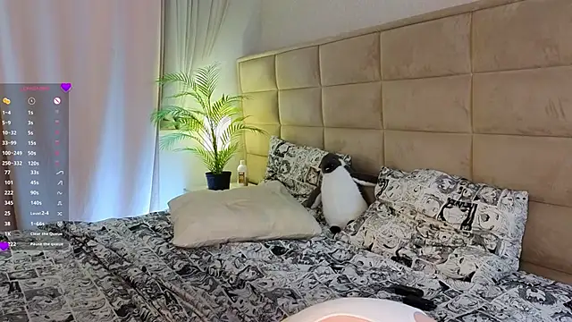 Snapshot of AsteriaHamel chatting on February 2025 03:04:02 PM AsteriaHamel online show from February 2025 03:04:02 PM