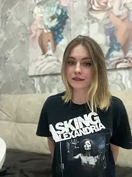 Snapshot of LoveGameSexx chatting on March 2025 08:19:01 PM LoveGameSexx online show from March 2025 08:19:01 PM
