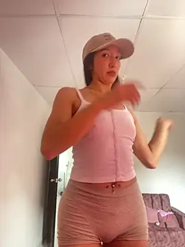 peiton steele7 online show from October 2025 03:33:02 PM