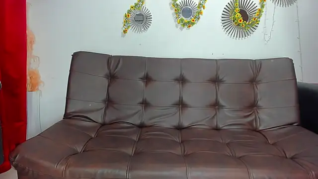 Extreme Team8 online show from April 2026 05:20:01 AM