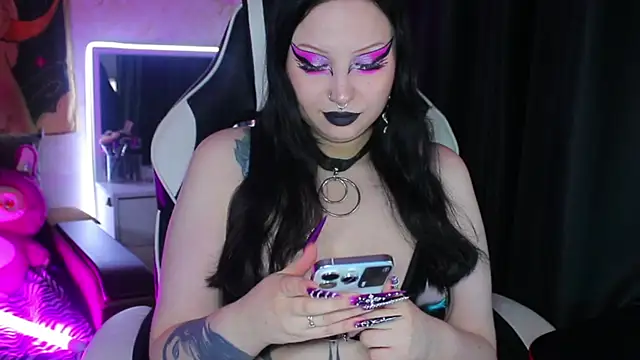 Kitty goth online show from July 2026 09:22:01 PM