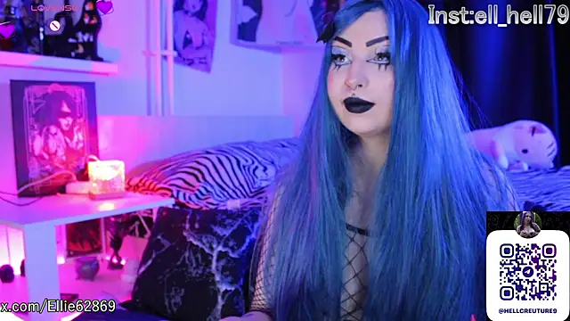 Kitty goth online show from November 2025 08:35:02 PM