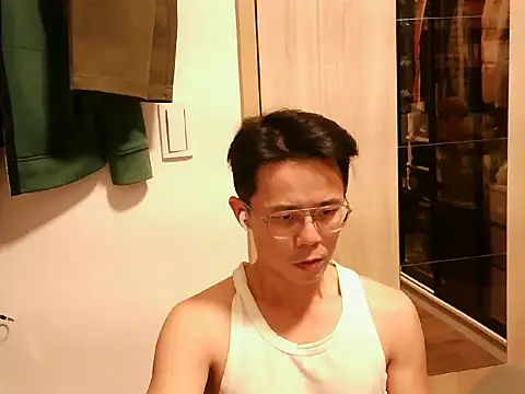 ker1ker online show from February 2025 04:04:01 PM